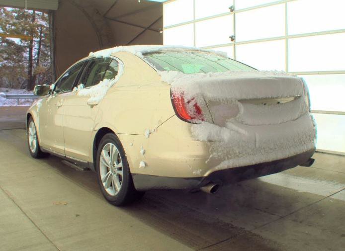 Used 2010 Lincoln MKS FWD image 3
