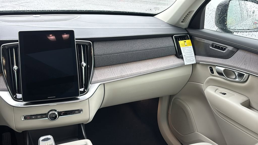New 2026 Volvo XC90 B6 Ultra image 8