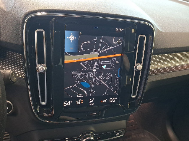 Used 2021 Volvo XC40 T5 R-Design w/ Climate Package AWD/4WD image 15