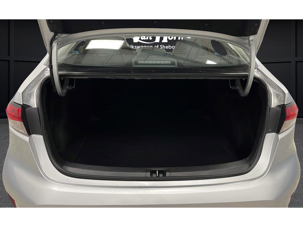 Used 2024 Toyota Corolla LE image 34