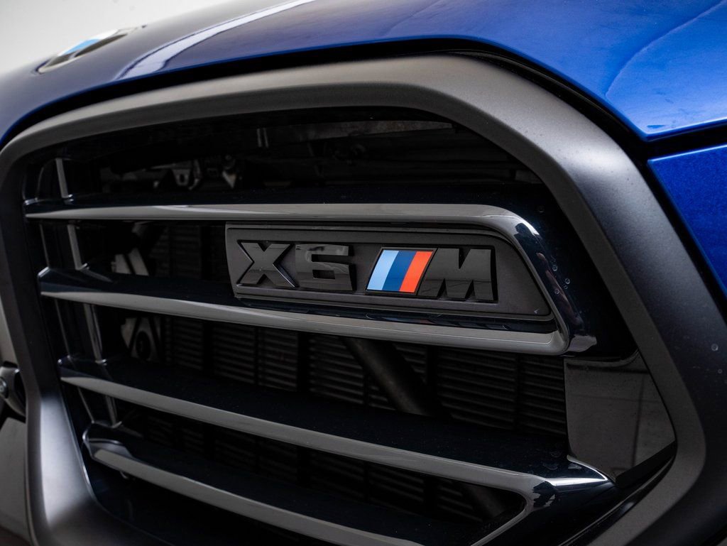 Used 2025 BMW X6 M Competition w/ Executive Package image 16