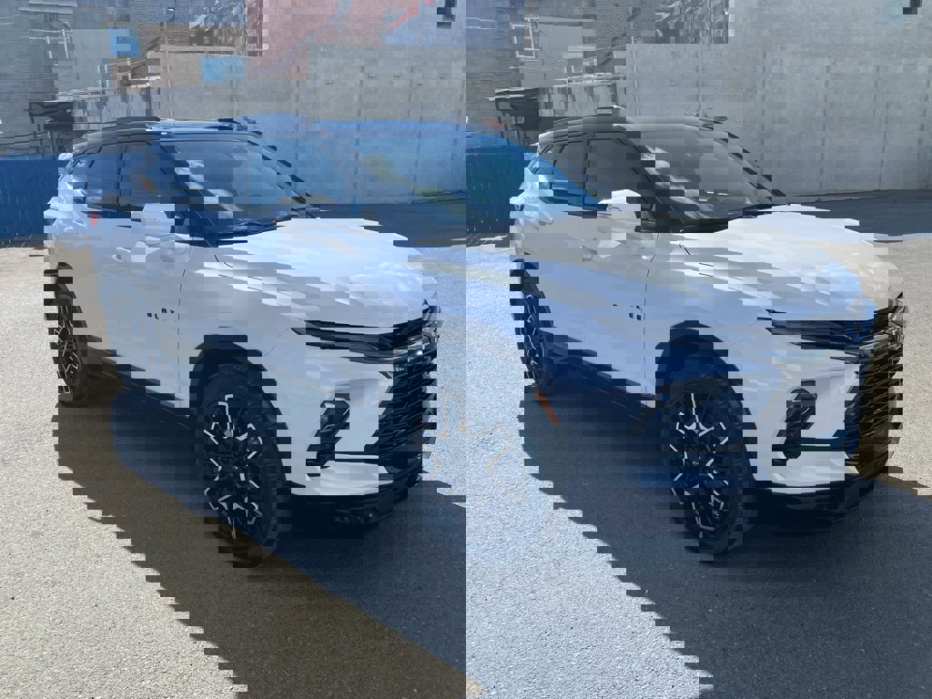 Used 2023 Chevrolet Blazer RS w/ Driver Confidence II Package image 10