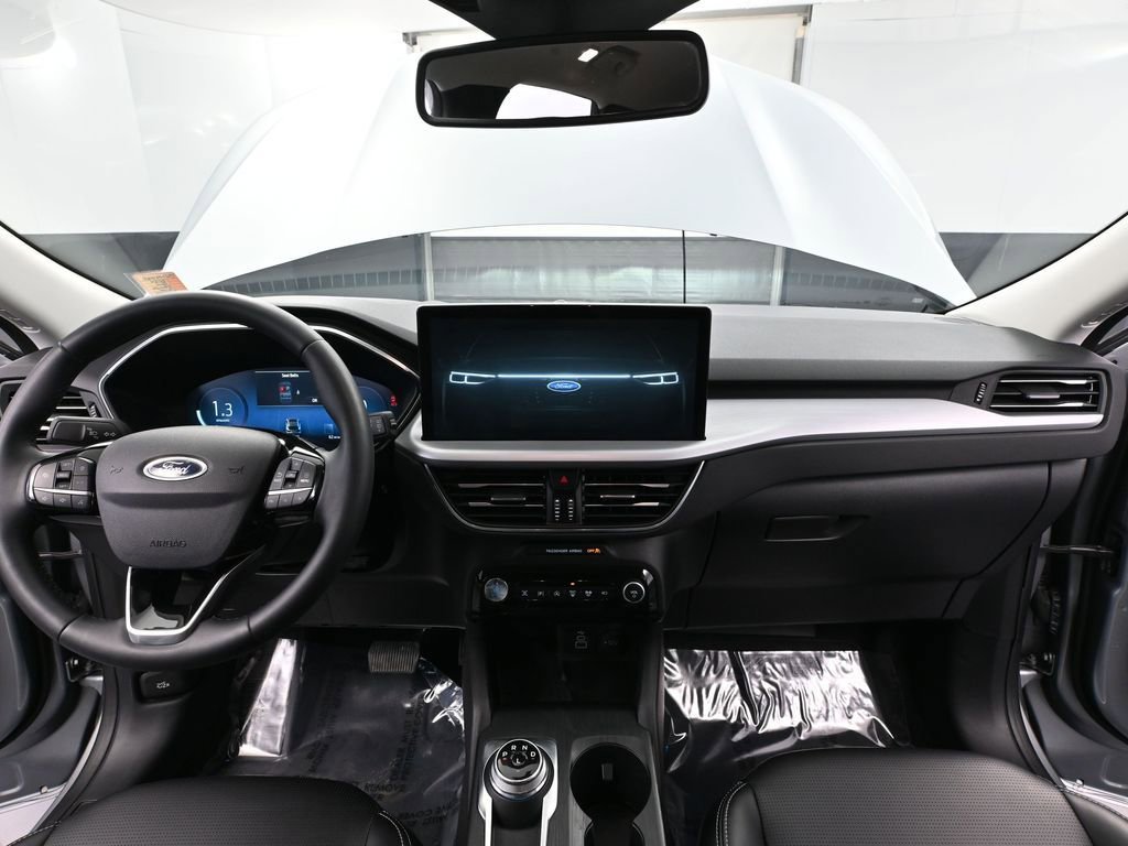 Used 2024 Ford Escape Platinum image 23