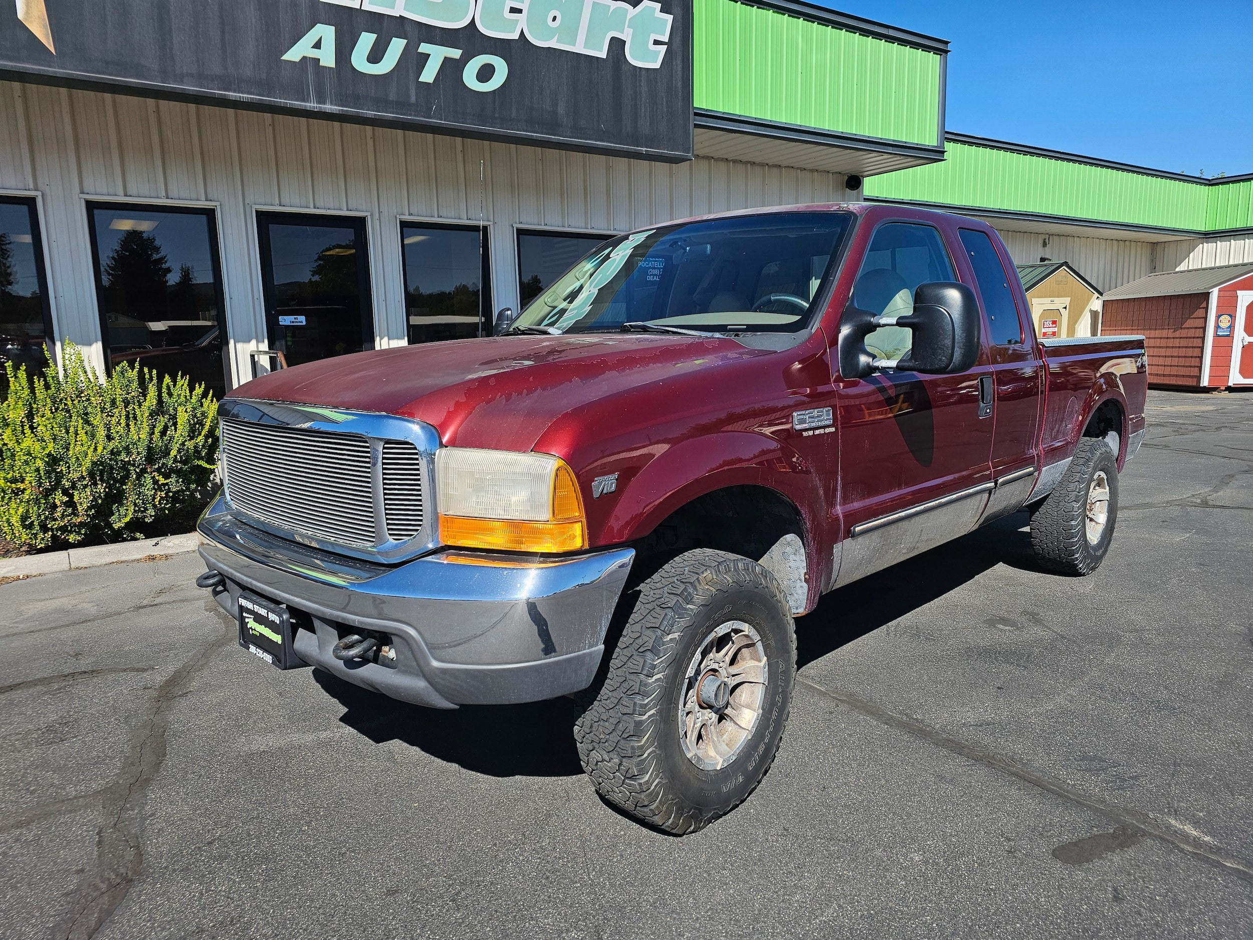 Used 2000 Ford F250 4x4 SuperCab Super Duty image 2