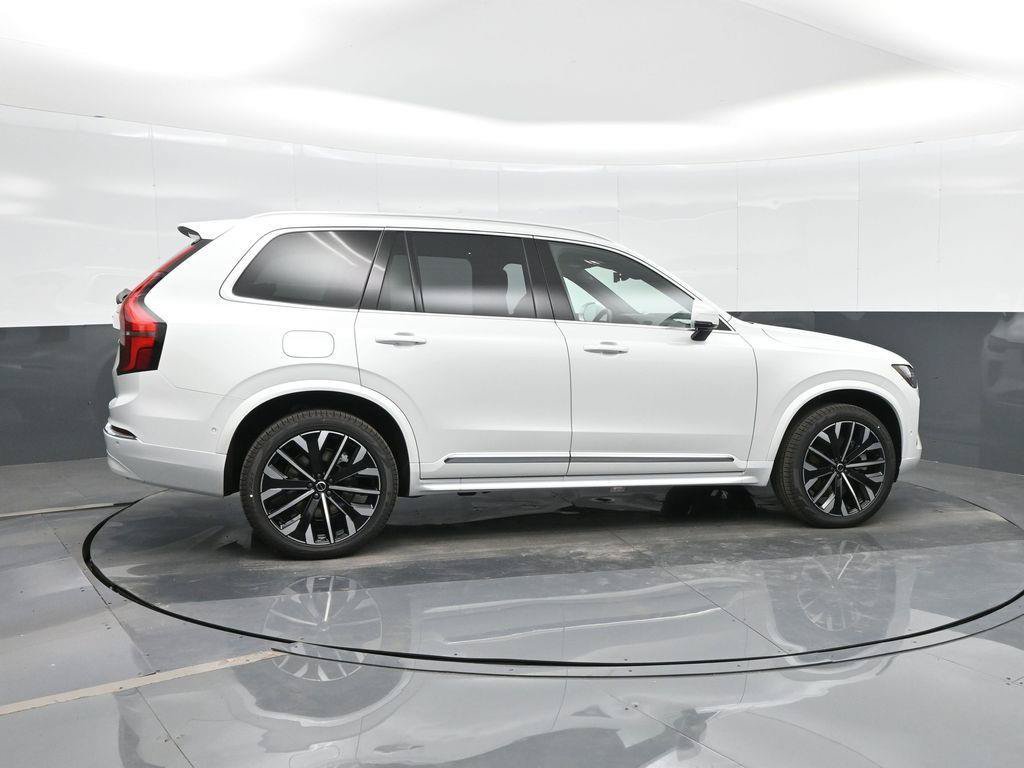 New 2026 Volvo XC90 T8 Plus w/ Protection Package Premier AWD/4WD image 4