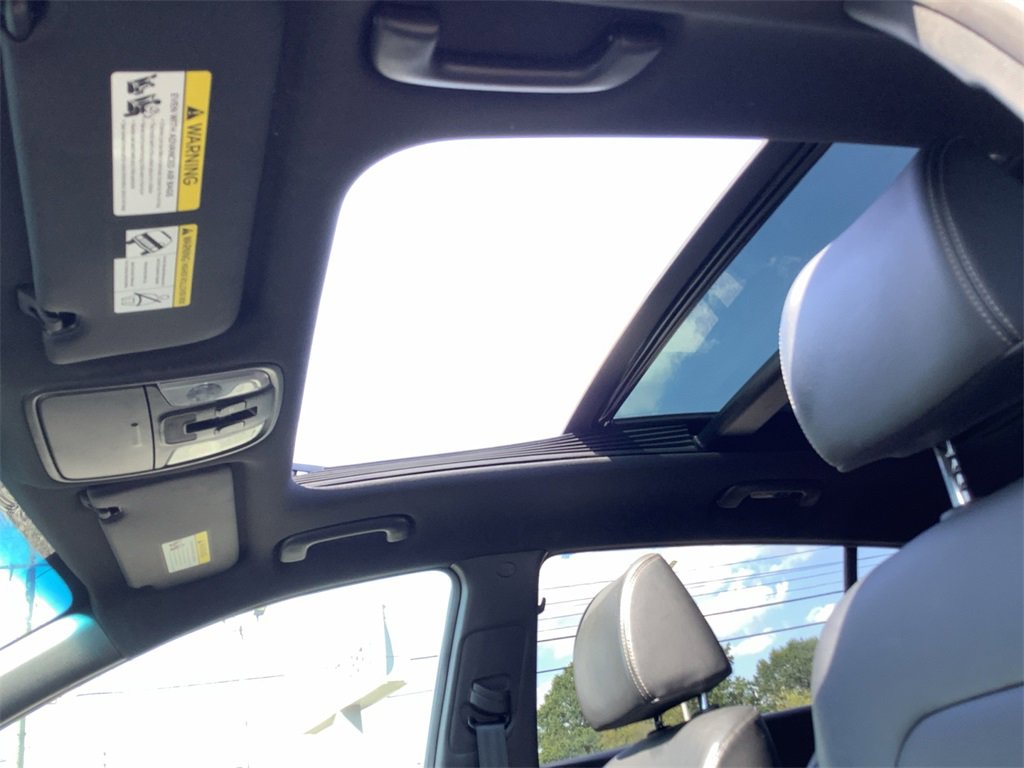 Used 2022 Kia Sportage Nightfall Edition w/ Nighfall AWD Premium Package image 17