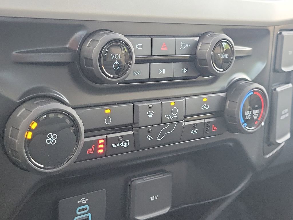 New 2026 Ford F350 XLT w/ XLT Premium Package image 27
