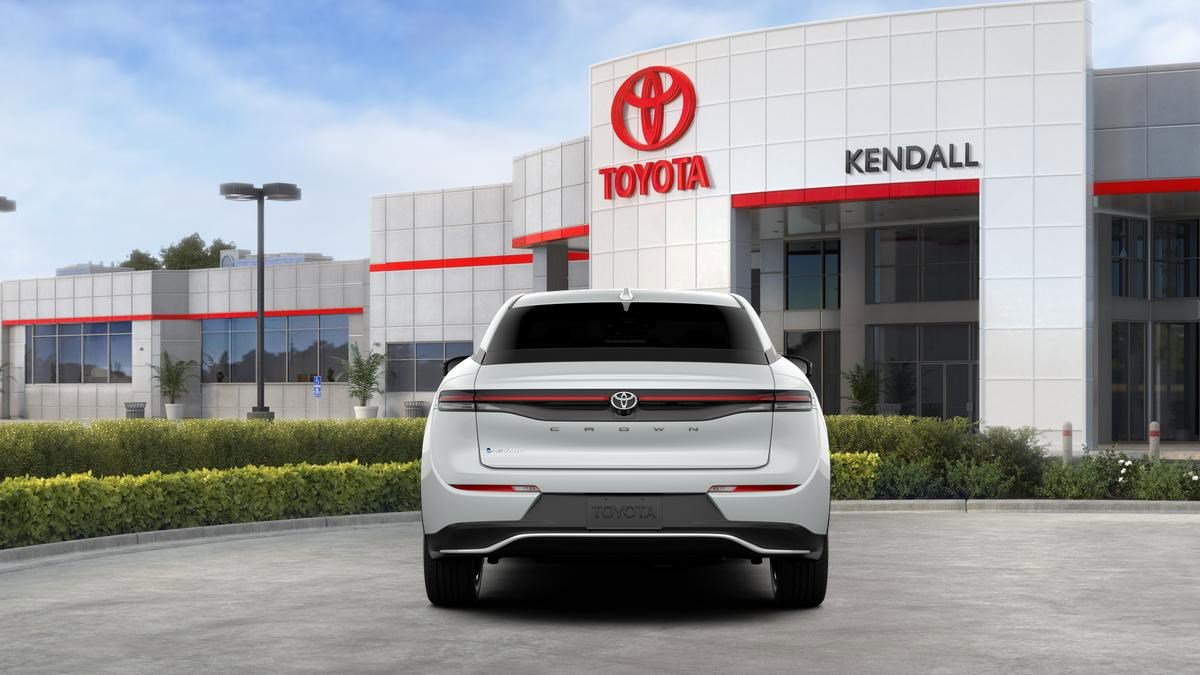 New 2026 Toyota Crown XLE AWD/4WD image 30