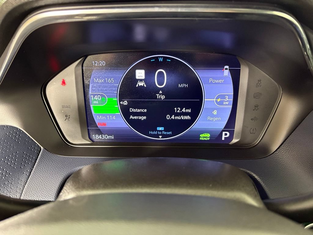 Used 2022 Chevrolet Bolt EUV Premier w/ Sun & Sound Package FWD image 31