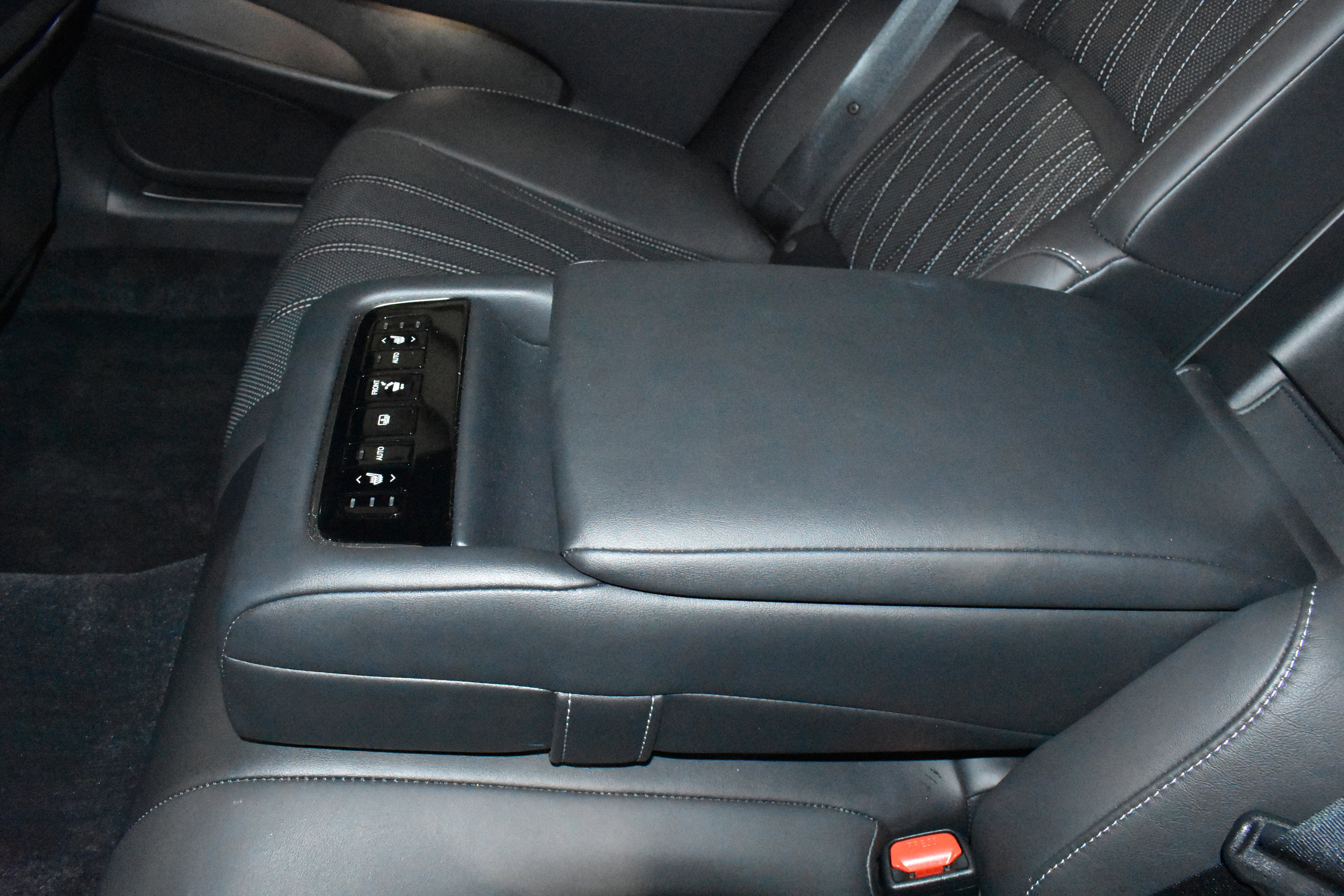 Used 2022 Lexus LS 500 AWD w/ Interior Upgrade Package image 29