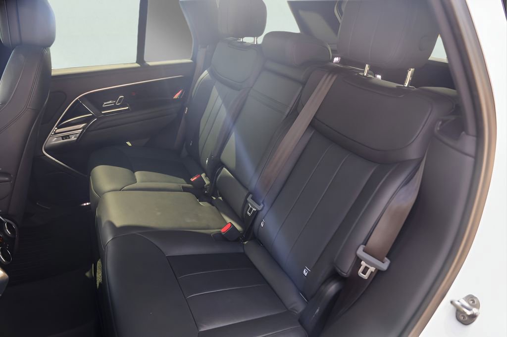 Used 2023 Land Rover Range Rover SE AWD/4WD image 26