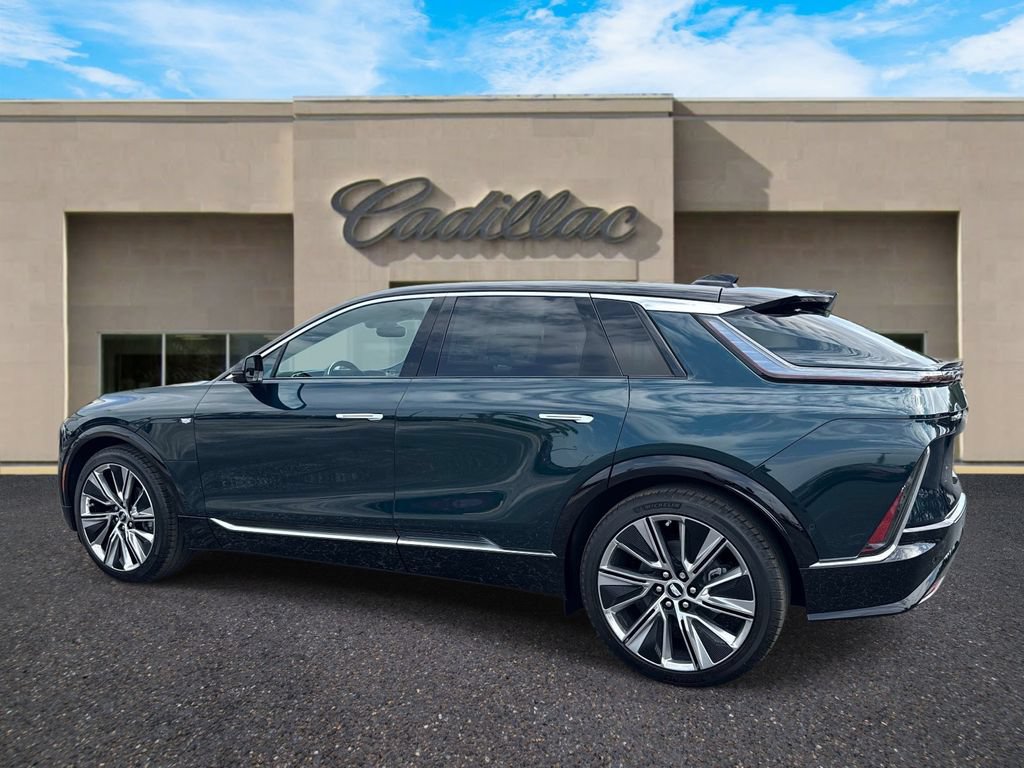 New 2026 Cadillac Lyriq Signature Luxury w/ Nappa Leather Package RWD image 5