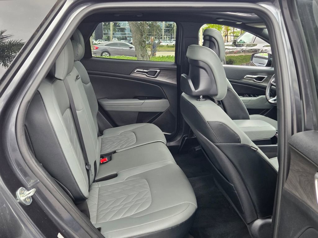 Used 2023 Kia Sportage X-Line w/ X-Line Premium Package image 16