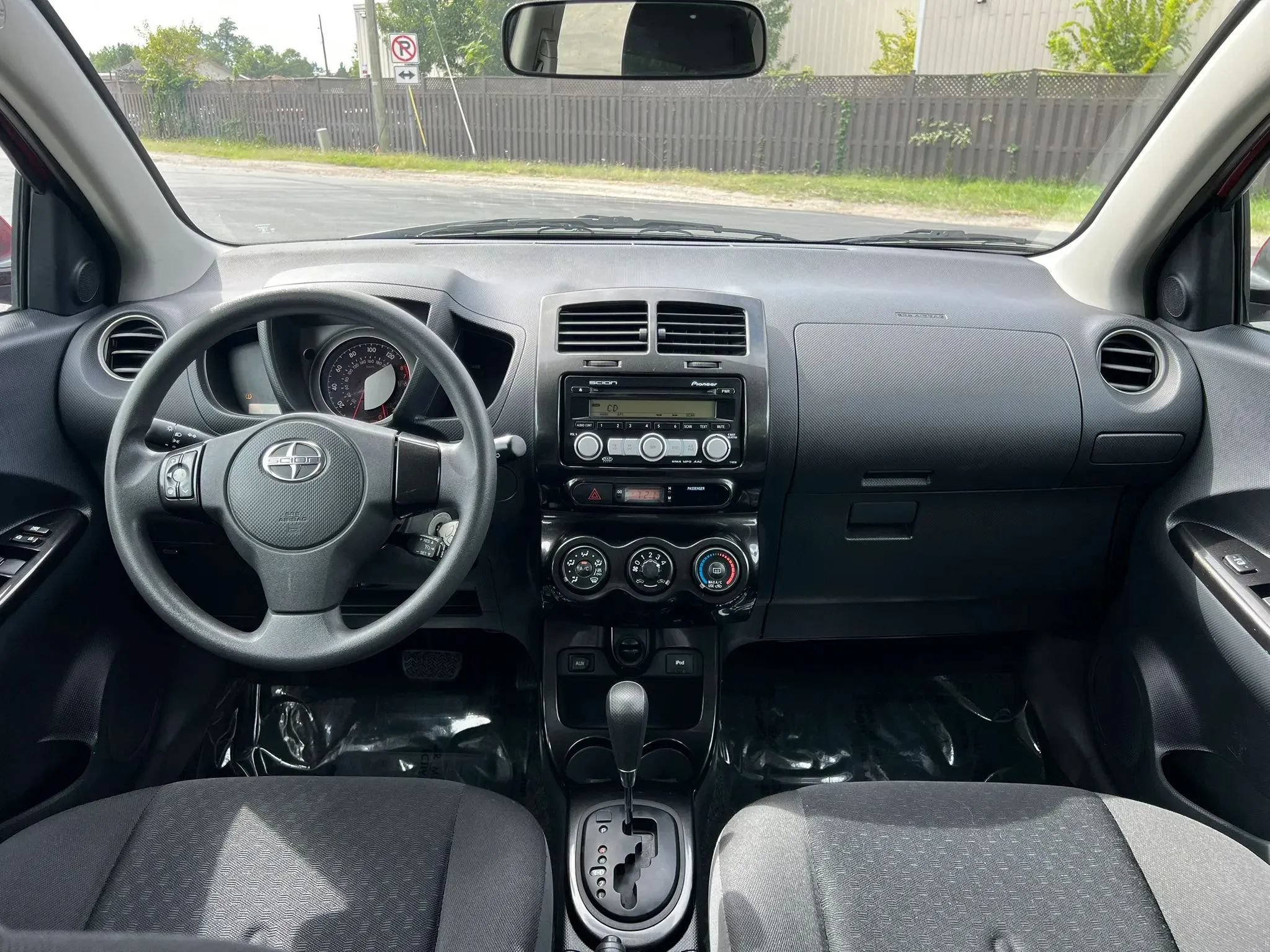 Used 2009 Scion xD FWD image 15