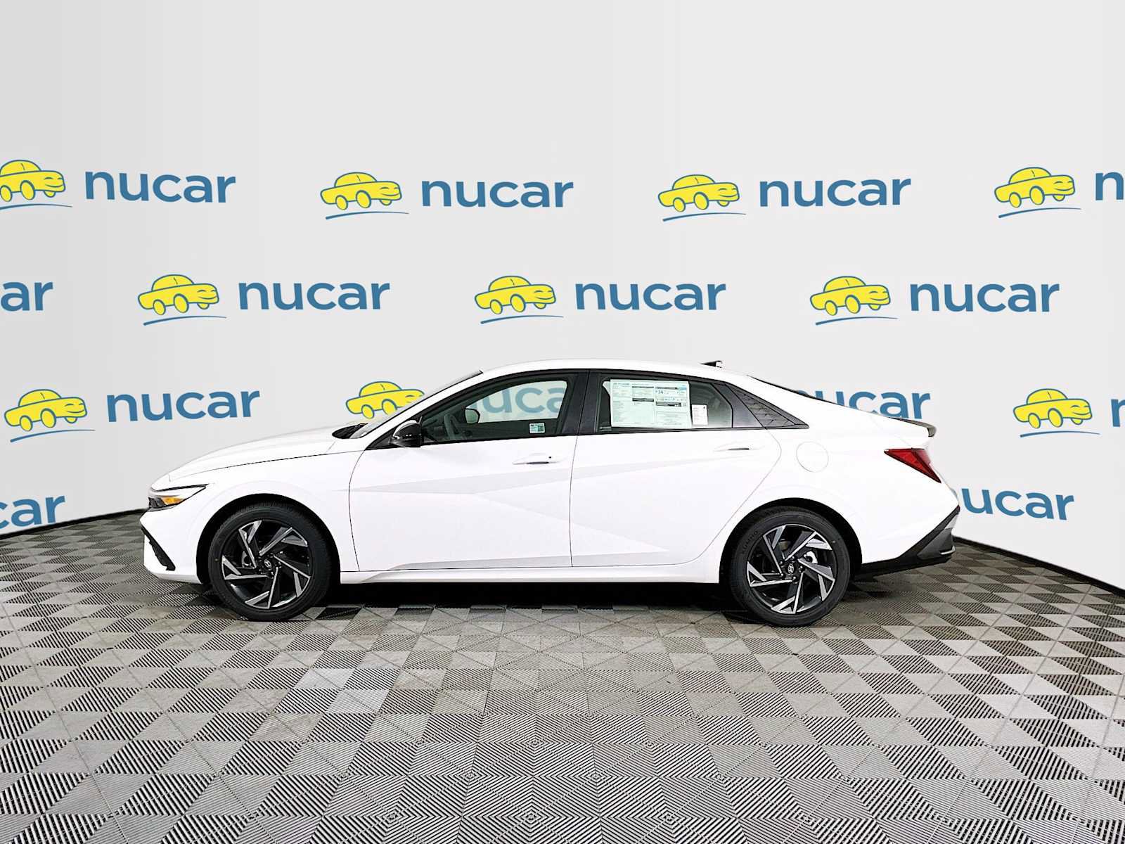 Certified 2025 Hyundai Elantra Sport image 3