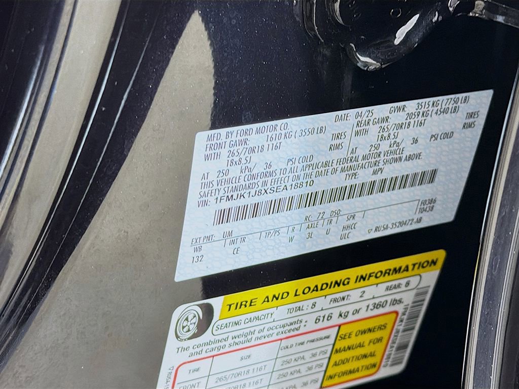 Used 2025 Ford Expedition Max Active AWD/4WD image 39