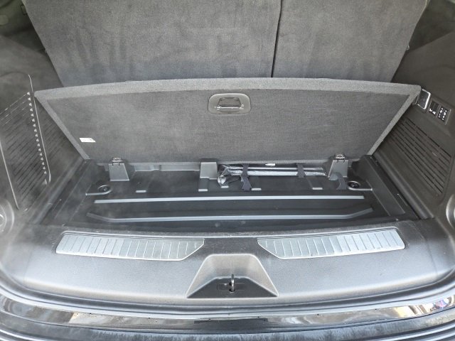 Used 2023 Chevrolet Tahoe High Country image 55