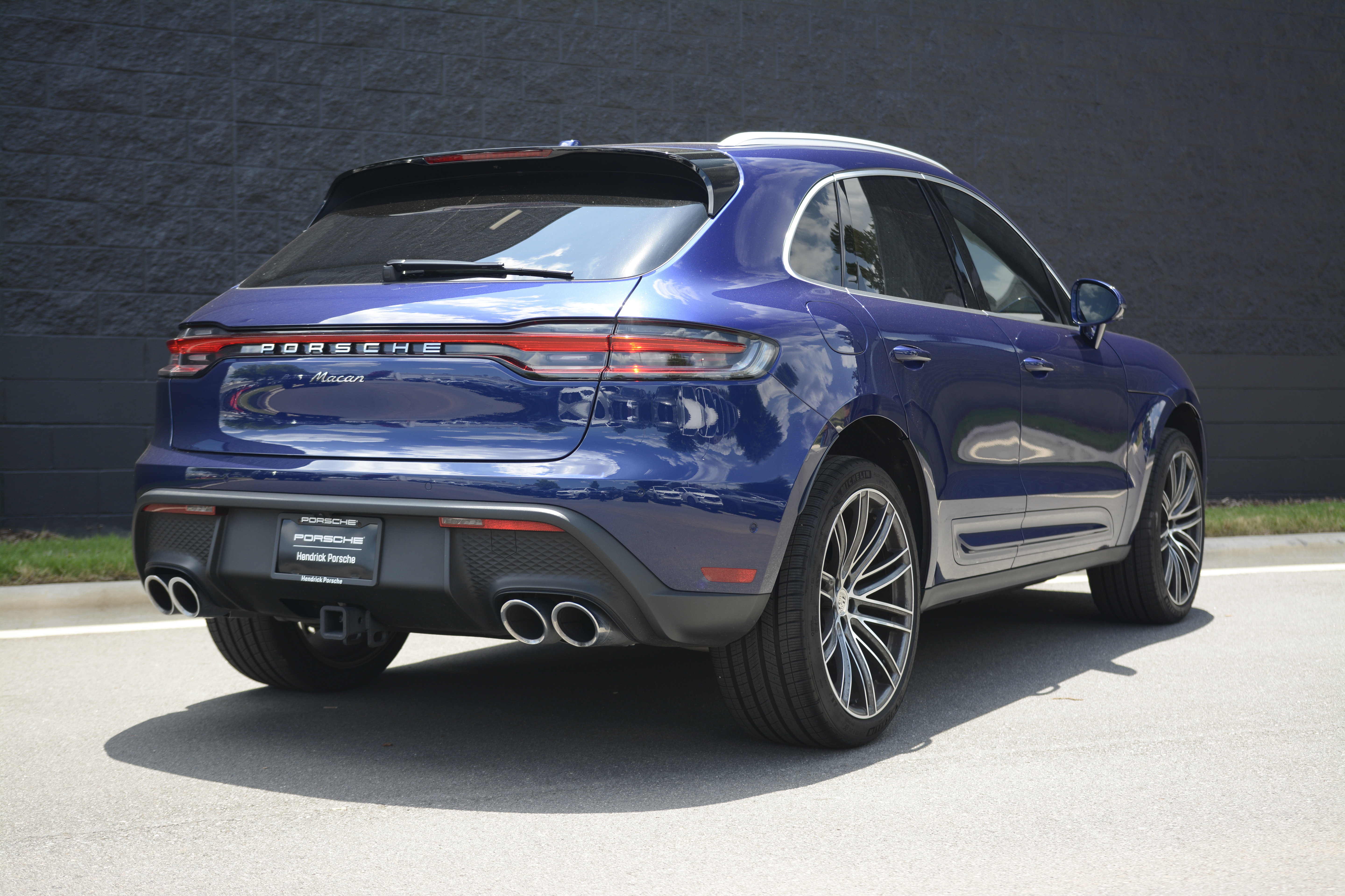 Certified 2026 Porsche Macan AWD/4WD image 59