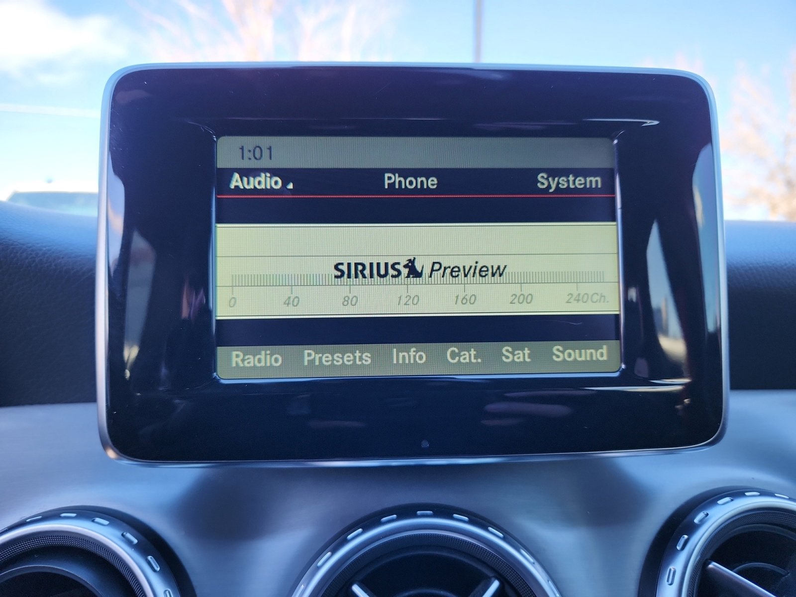 Used 2015 Mercedes-Benz GLA 45 AMG 4MATIC image 28