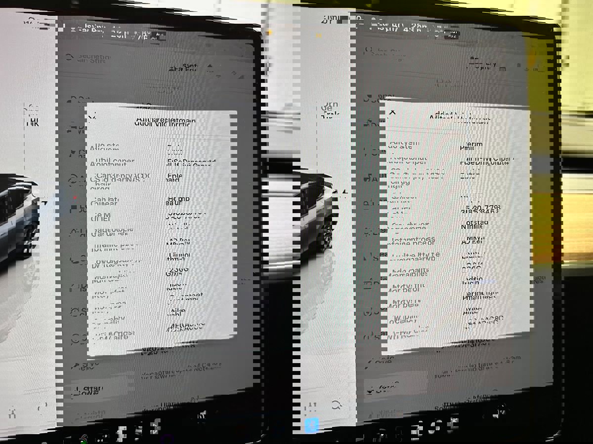 Used 2023 Tesla Model Y Long Range image 36