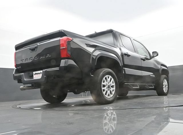 Used 2024 Toyota Tacoma SR5 AWD/4WD image 11