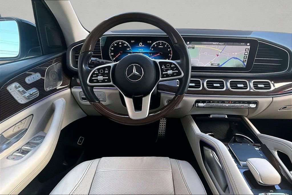 Used 2021 Mercedes-Benz GLS 580 4MATIC image 9