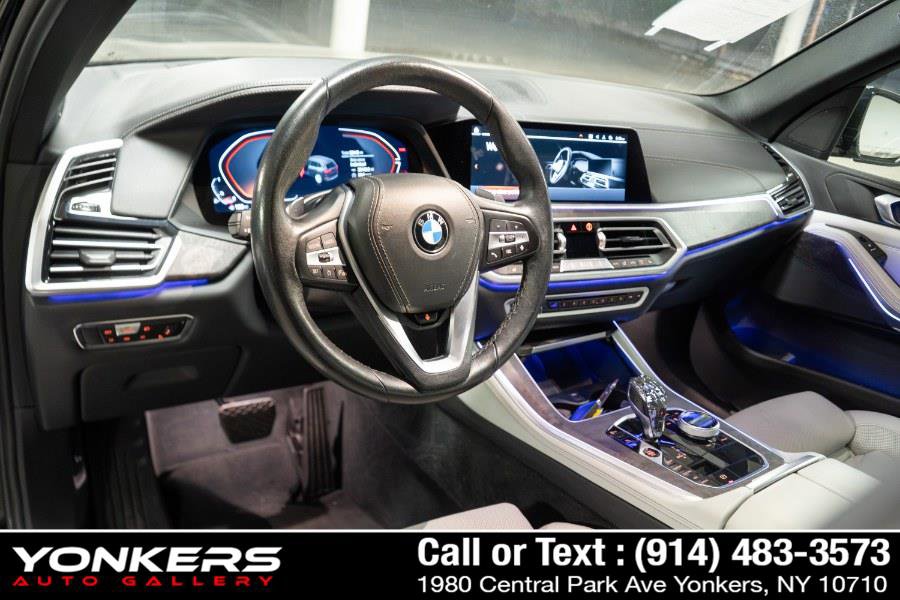 Used 2023 BMW X5 xDrive40i w/ Premium Package image 52