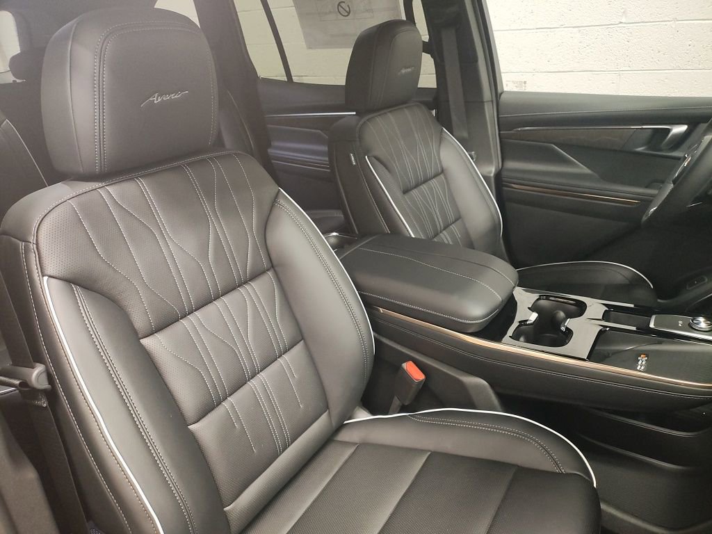 New 2026 Buick Enclave Avenir w/ Super Cruise Package image 10