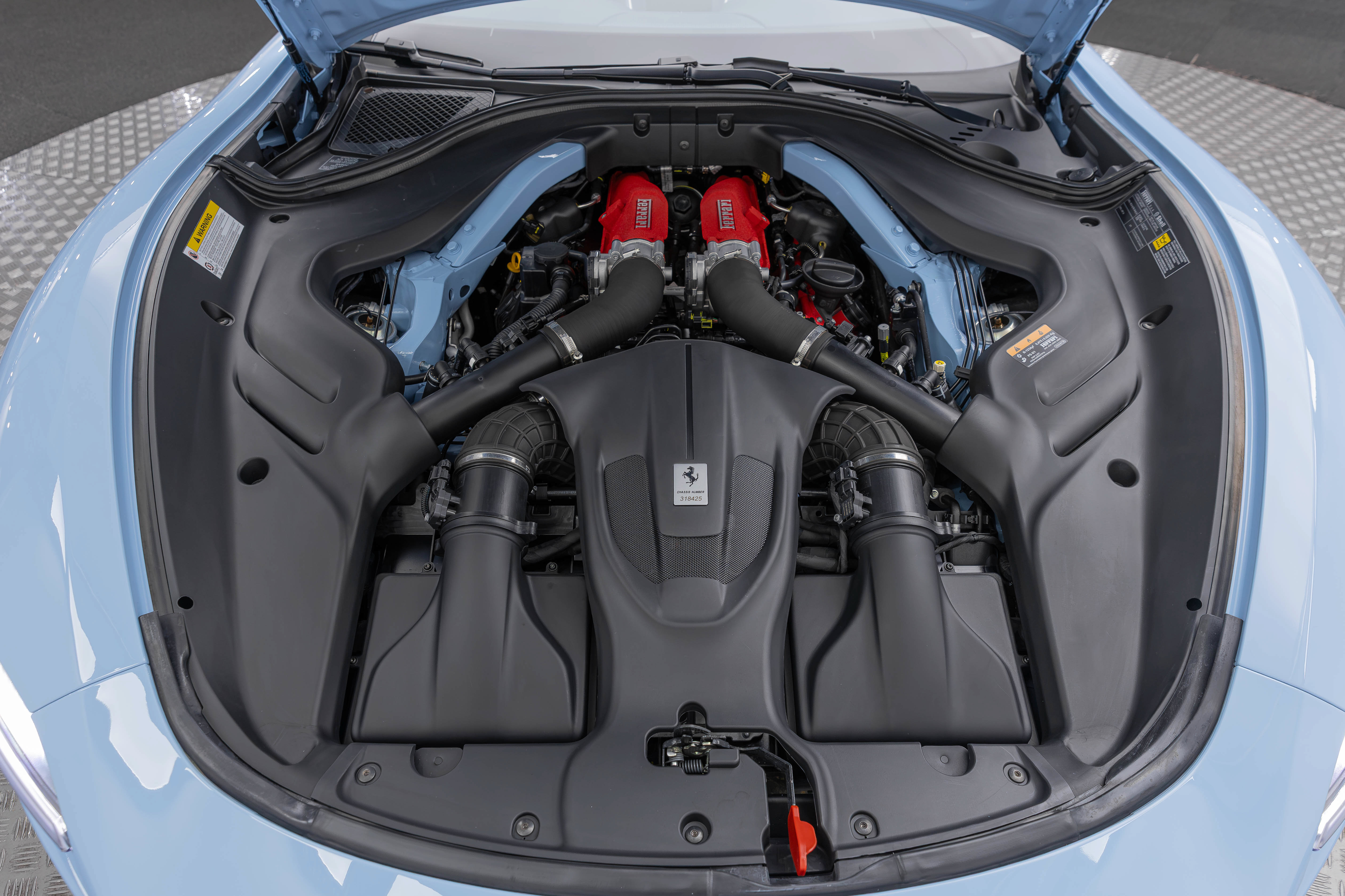Certified 2025 Ferrari Roma Spider RWD image 48