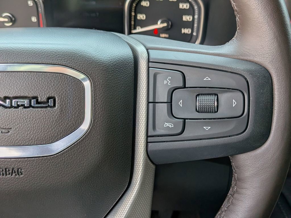 Used 2021 GMC Yukon XL Denali image 33