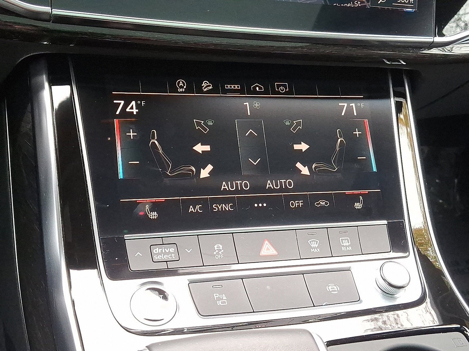 Used 2025 Audi Q7 2.0T Premium w/ Convenience Package image 14