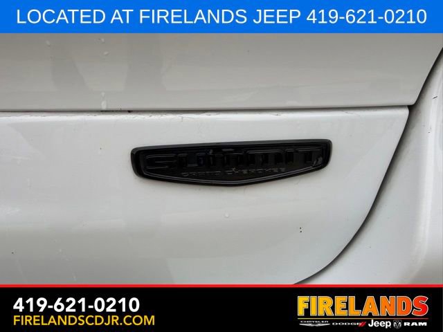 Used 2024 Jeep Grand Cherokee L Summit w/ High Altitude Package AWD/4WD image 9