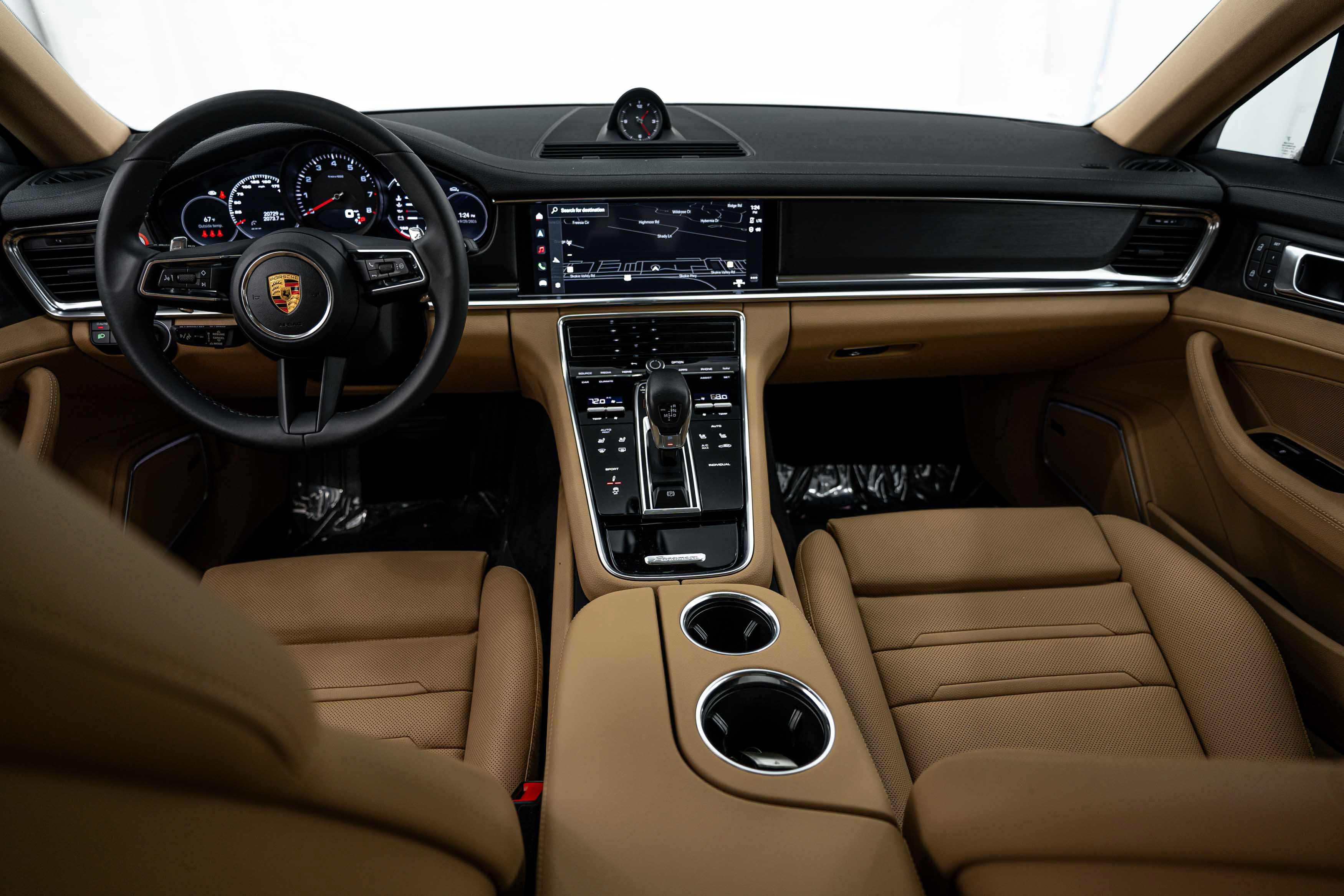 Certified 2022 Porsche Panamera 4 Platinum Edition AWD/4WD image 22