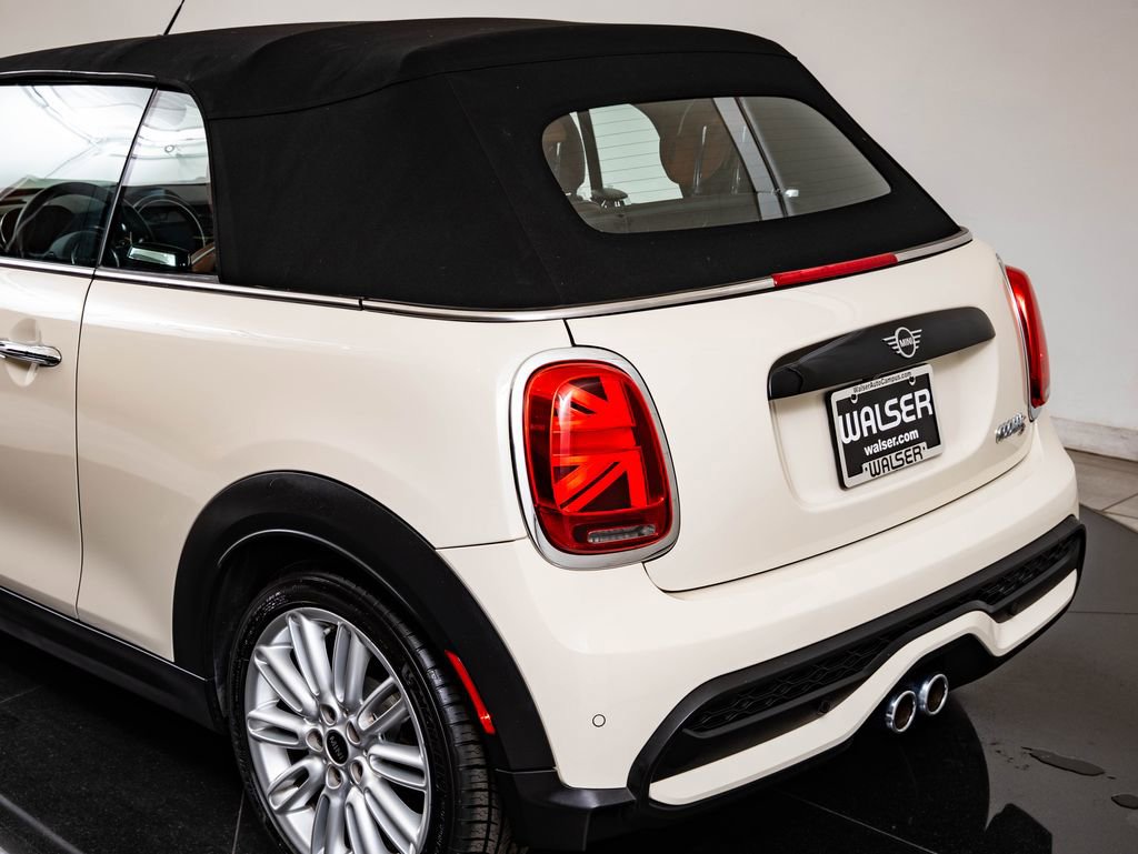 Used 2022 MINI Cooper S w/ Driver Assistance Package FWD image 19