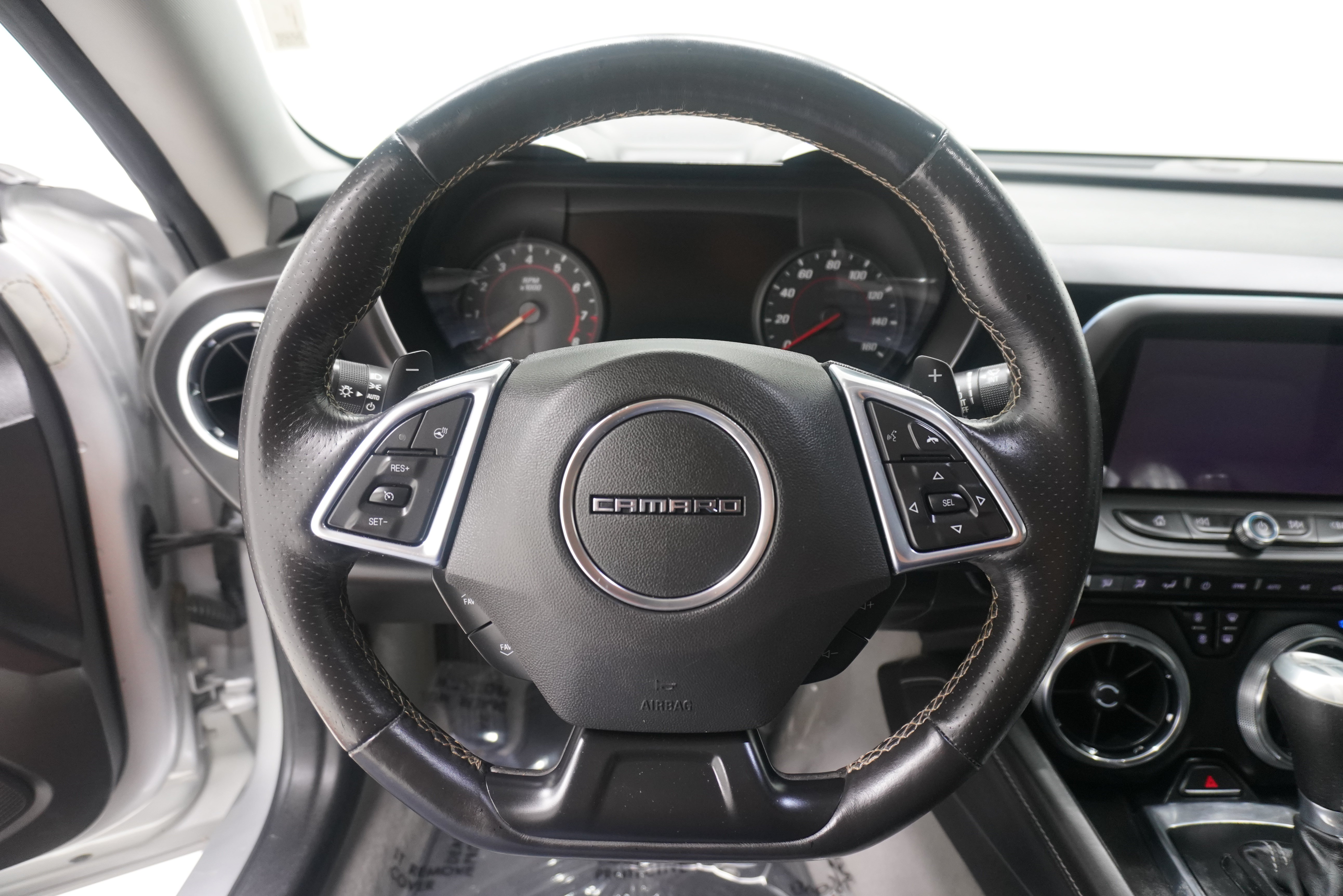 Used 2016 Chevrolet Camaro LT RWD image 18