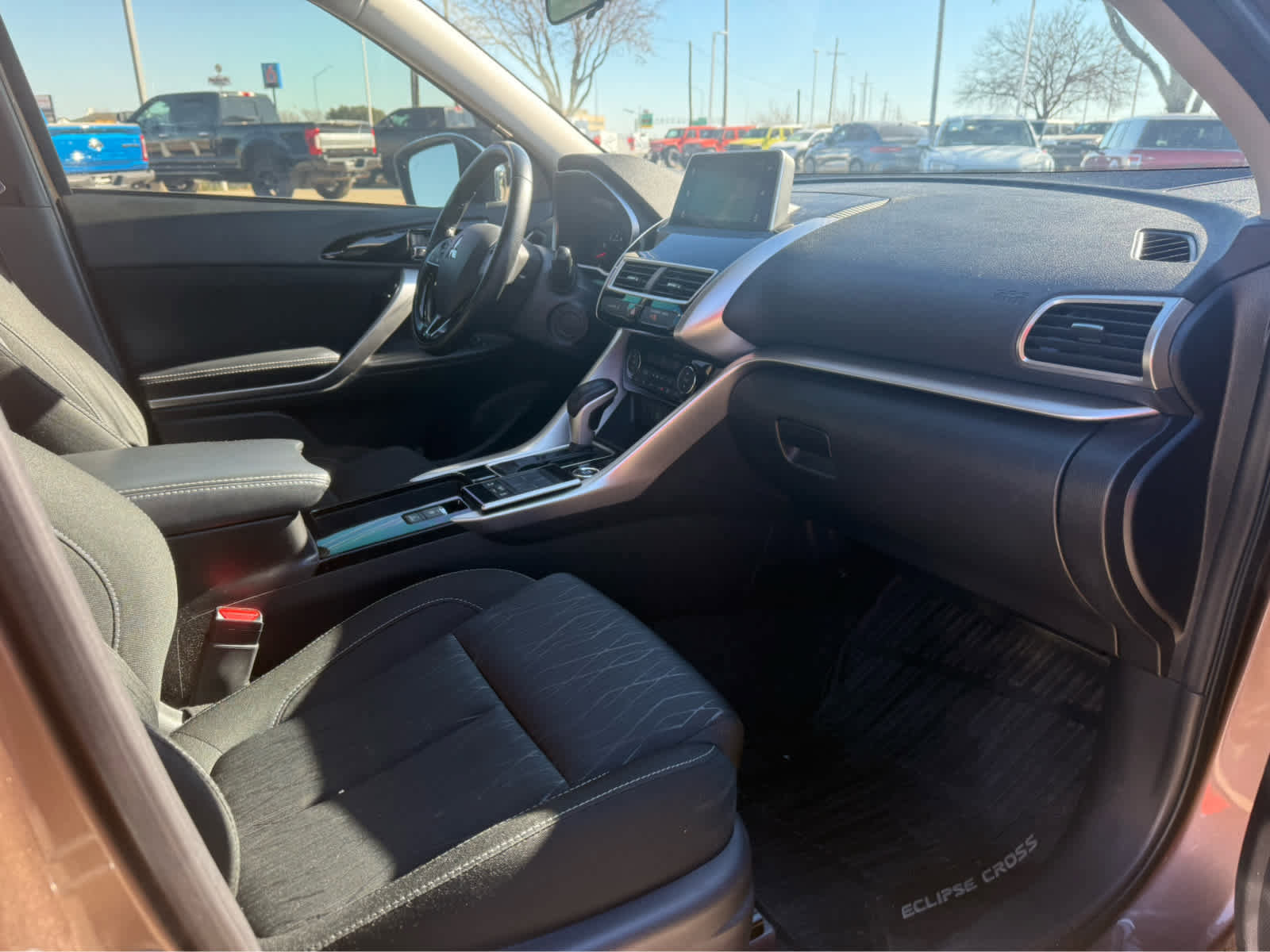 Used 2018 Mitsubishi Eclipse Cross SE image 7