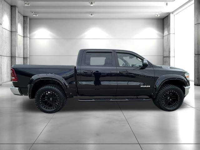 Used 2024 RAM 1500 Laramie AWD/4WD image 9