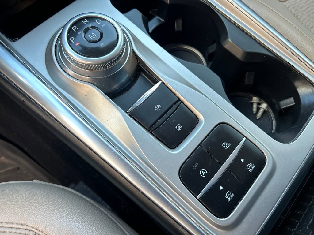 Used 2020 Ford Explorer Limited image 22