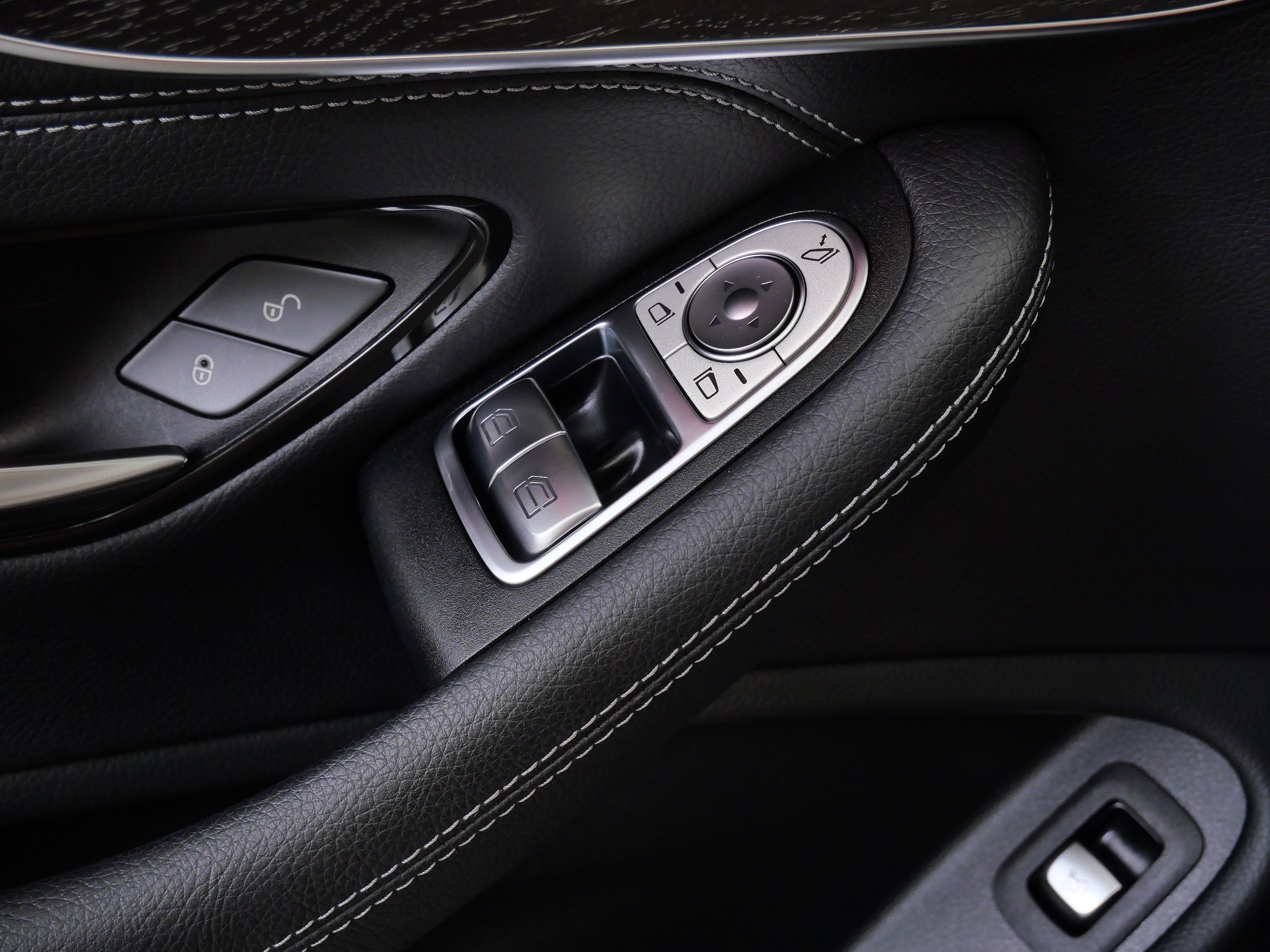 Used 2021 Mercedes-Benz C 43 AMG 4MATIC Coupe image 37