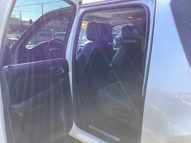 Used 2013 Cadillac Escalade ESV Platinum image 6