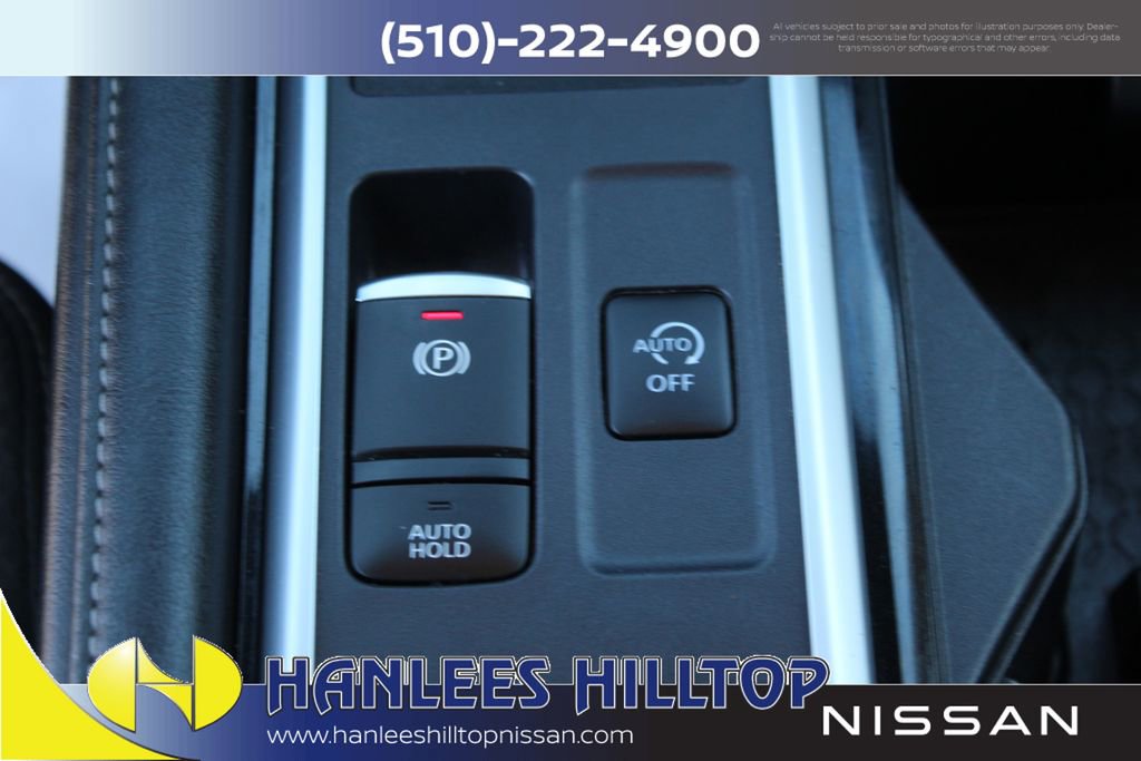 Used 2024 Nissan Pathfinder SV image 21
