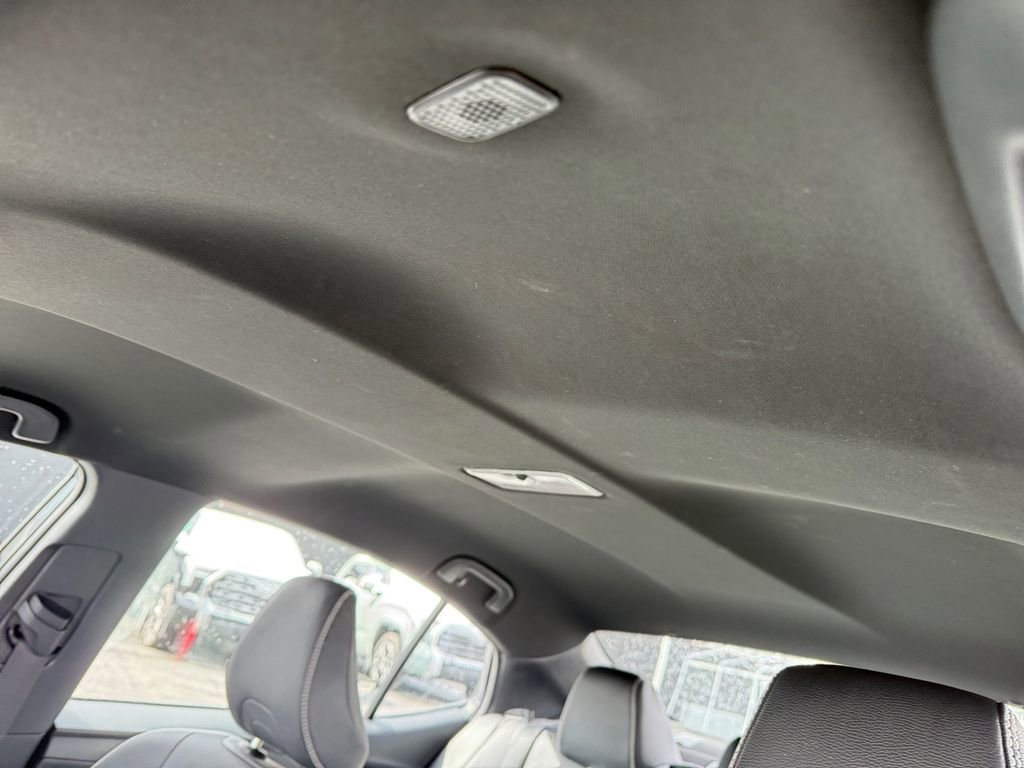 Certified 2025 Toyota Camry SE w/ Convenience Package image 27