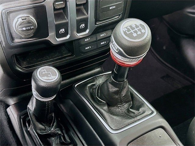 Used 2021 Jeep Wrangler Sport image 17