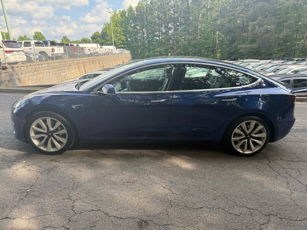 Used 2019 Tesla Model 3 Mid Range RWD image 4
