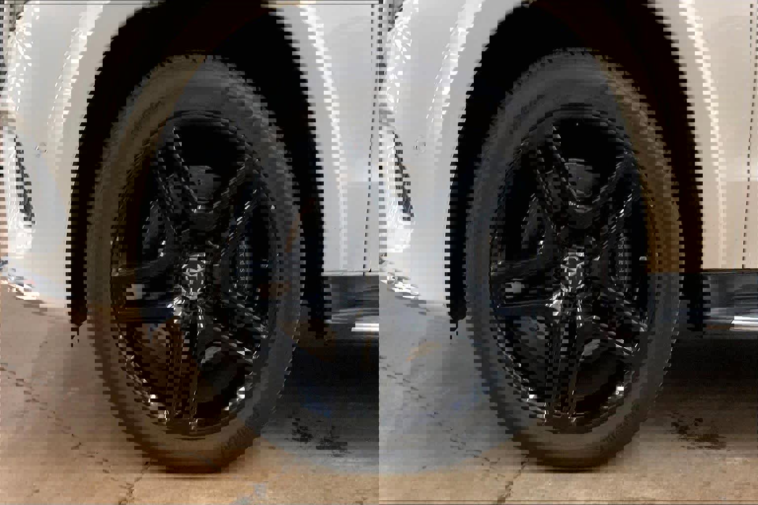 Used 2017 Mercedes-Benz GLS 550 4MATIC image 12