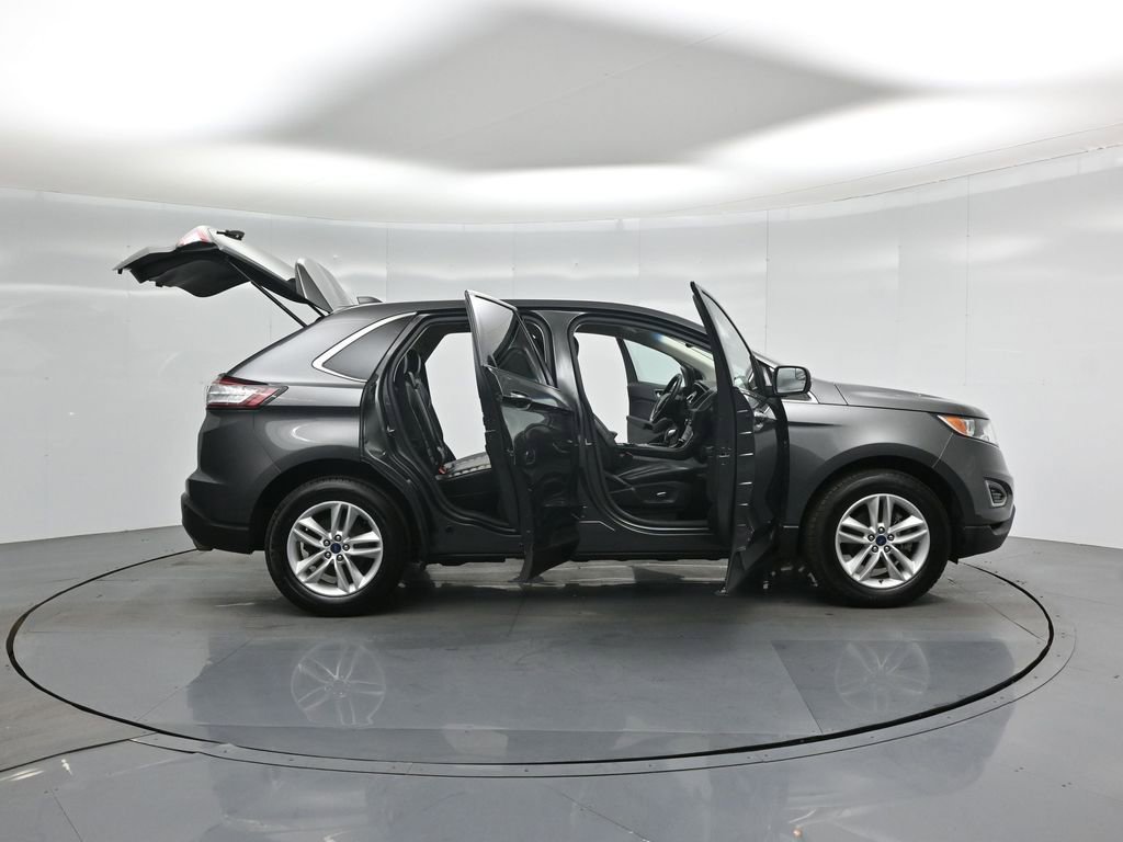 Certified 2017 Ford Edge SEL w/ Equipment Group 201A image 5