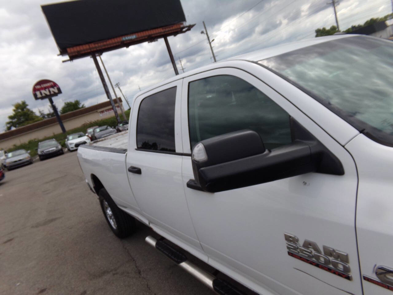 Used 2017 RAM 2500 Tradesman w/ Chrome Appearance Group image 47