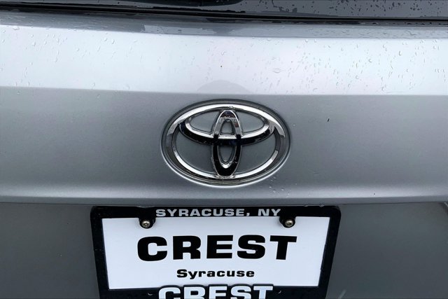 Used 2022 Toyota Highlander LE AWD/4WD image 30