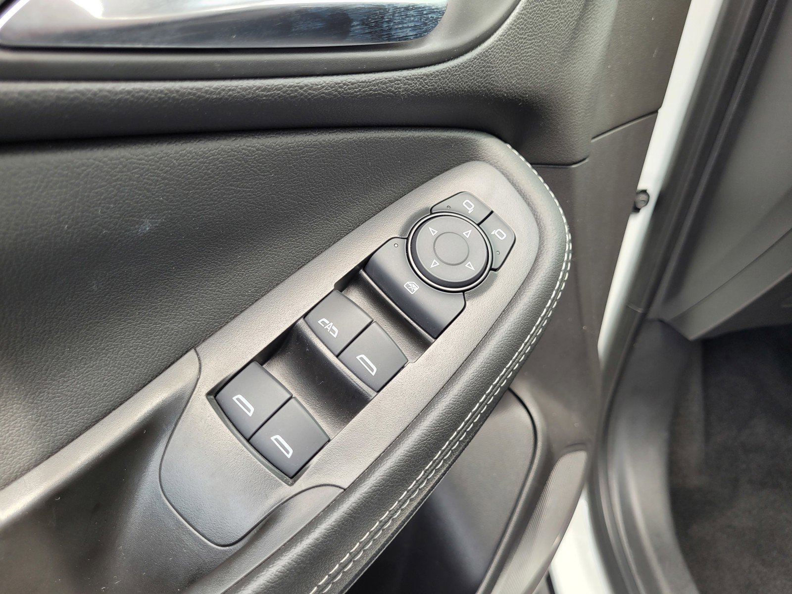 Used 2025 Buick Encore GX Preferred FWD image 26