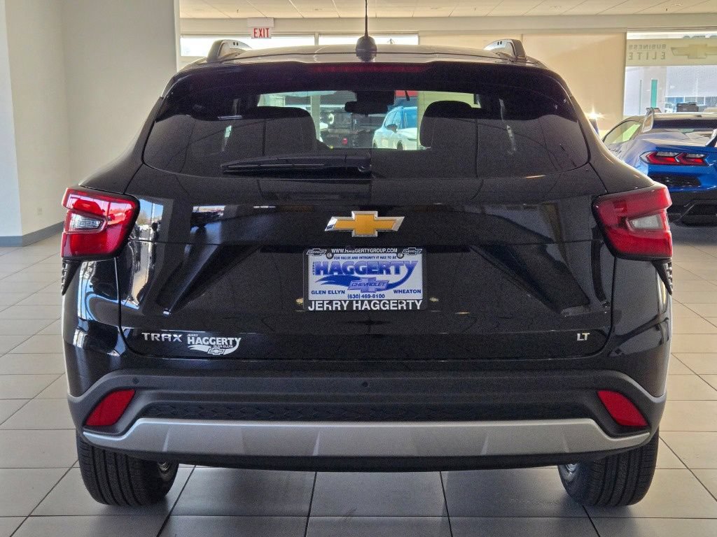 New 2026 Chevrolet Trax LT w/ Driver Confidence Package FWD image 12